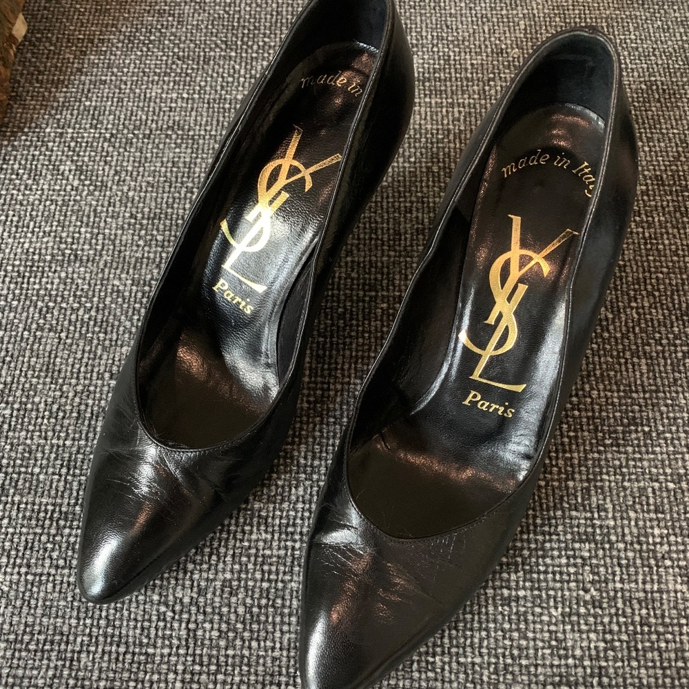 Yves Saint Laurent YSL Black Leather Pumps Made in Italy Size 7.5